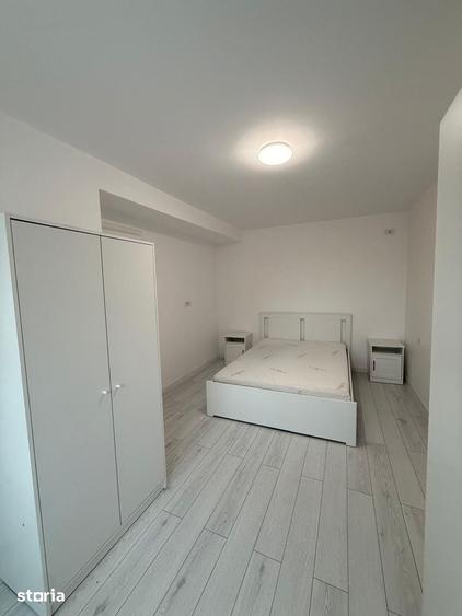 Casă cu 5 camere cu Teren 130 Mp în Berceni