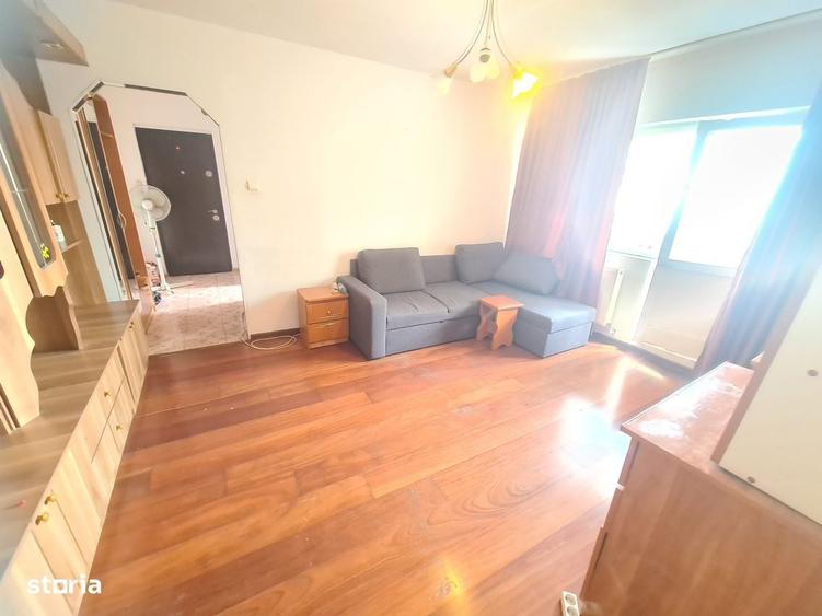Apartament cu 2 camere semidecomandat în Est