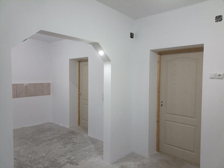 Casă cu 3 camere în Sântimreu