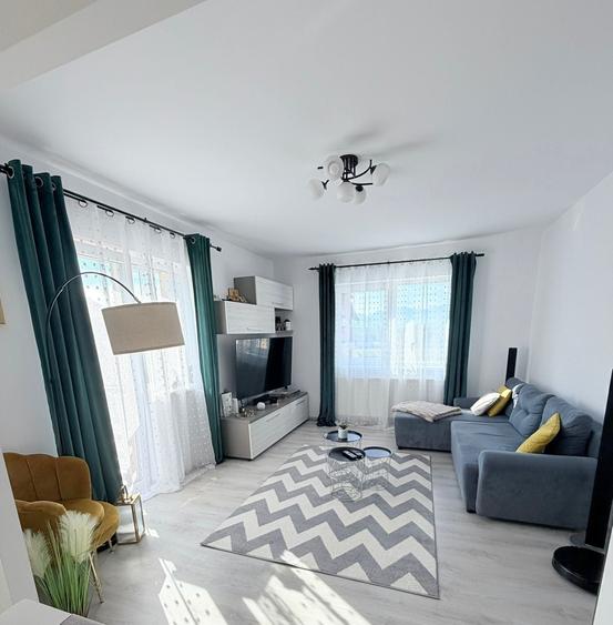 Apartament cu 2 camere decomandat în Central