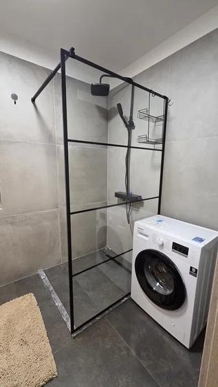 Apartament cu 2 camere semidecomandat, mobilat în Florești