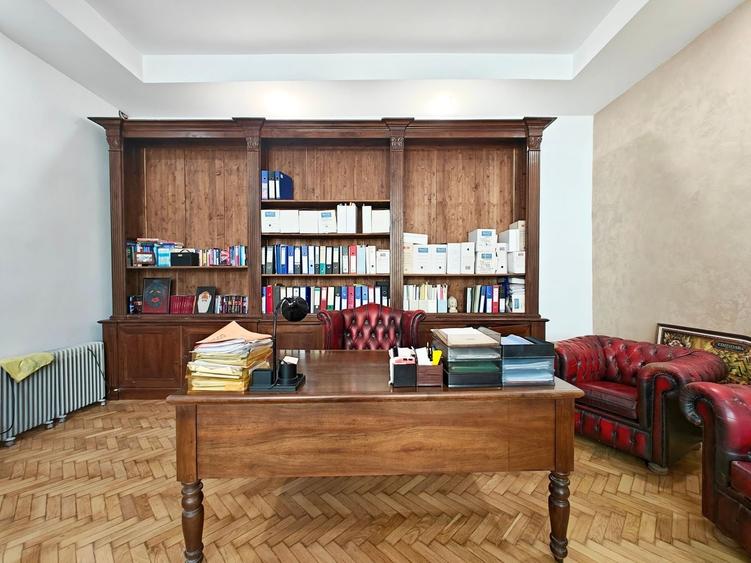Birou, de 80 mp, în Ultracentral