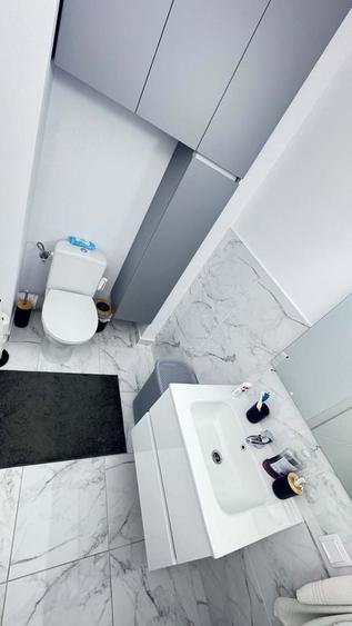 Apartament cu 3 camere decomandat în Ampoi 3