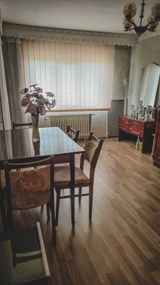 Apartament cu 2 camere decomandat în Sud