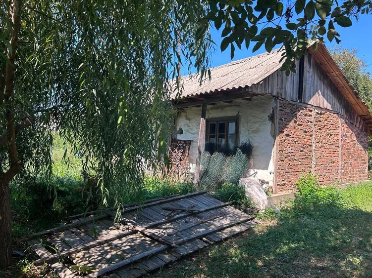 Teren de 994 mp, în Sitaru