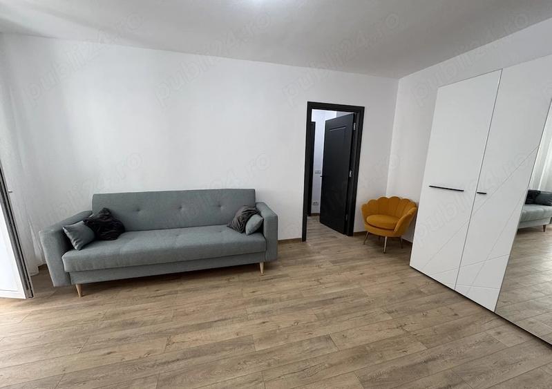 Apartament cu 2 camere semidecomandat, mobilat în Rahova