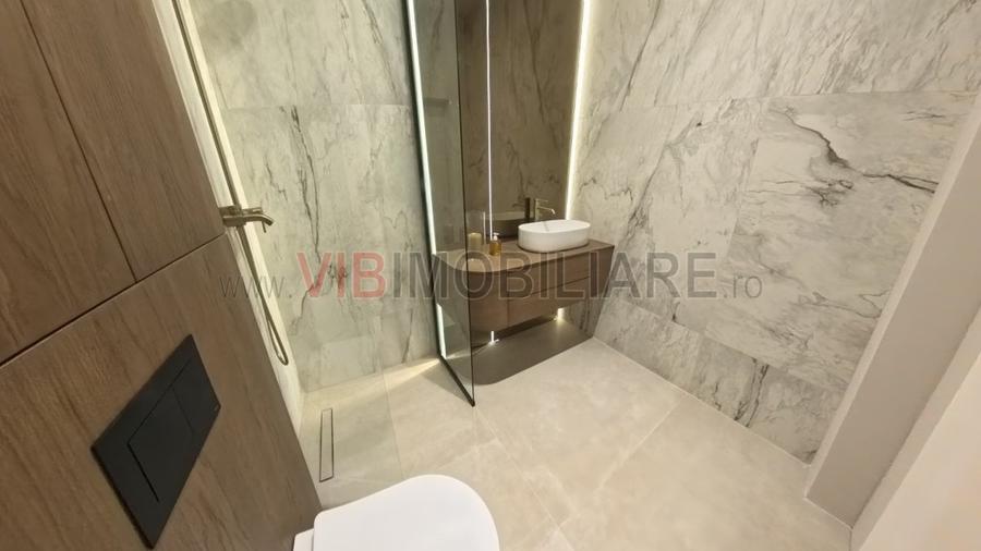 Apartament cu 3 camere decomandat în Unirii