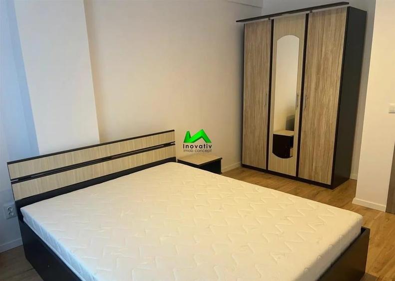Apartament cu 3 camere decomandat, mobilat în Calea Dumbrăvii