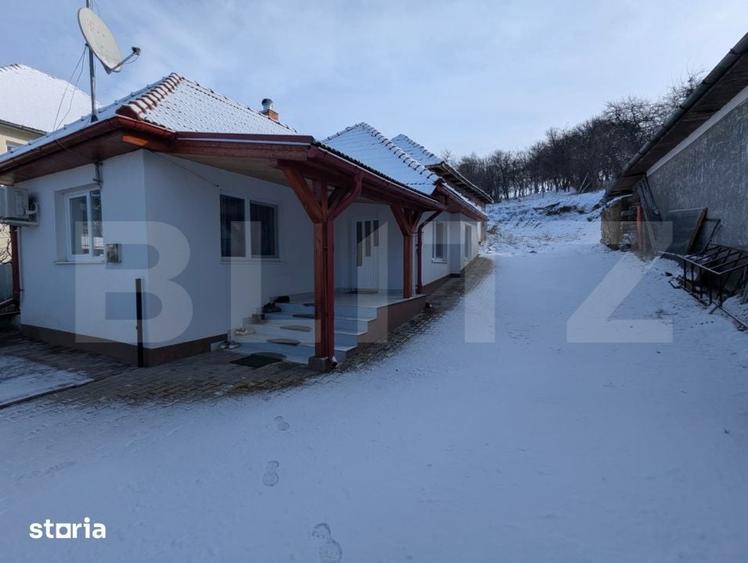 Casă cu 2 camere semidecomandat cu Teren 1000 Mp în Feleacu