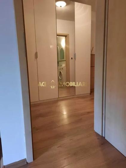 Garsonieră decomandată, mobilată în Nerva Traian