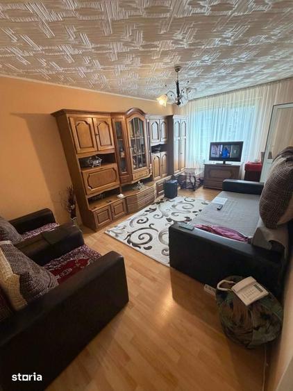 Apartament cu 3 camere decomandat în Militari