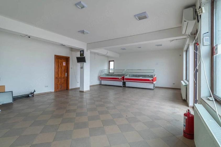Spațiu comercial, de 100 mp, în Vidra
