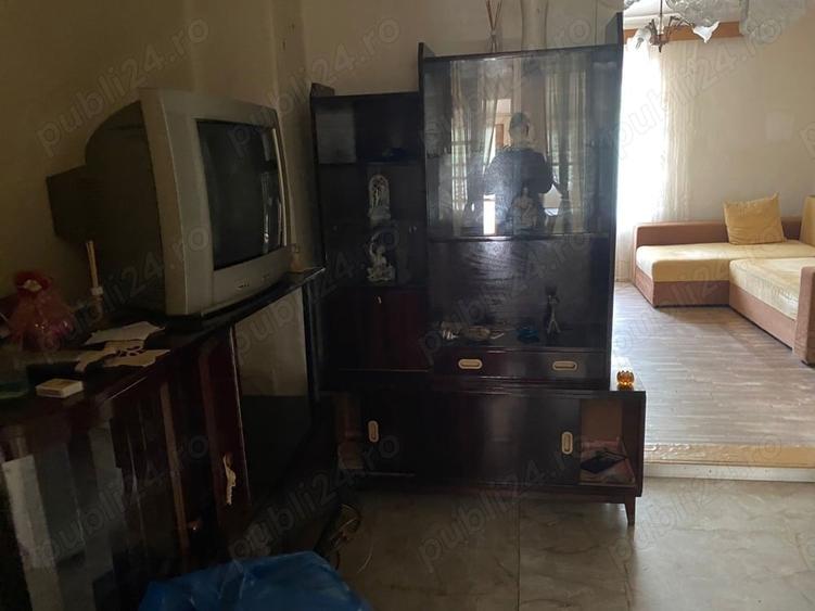 Vand casa in Anina jude?ul Cara?-Severin , Celnic - 2