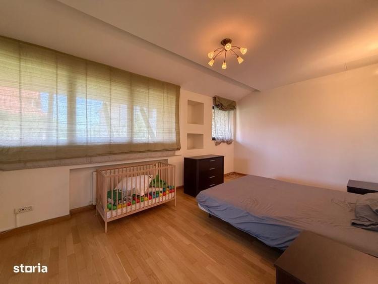 Casă cu 4 camere în Est
