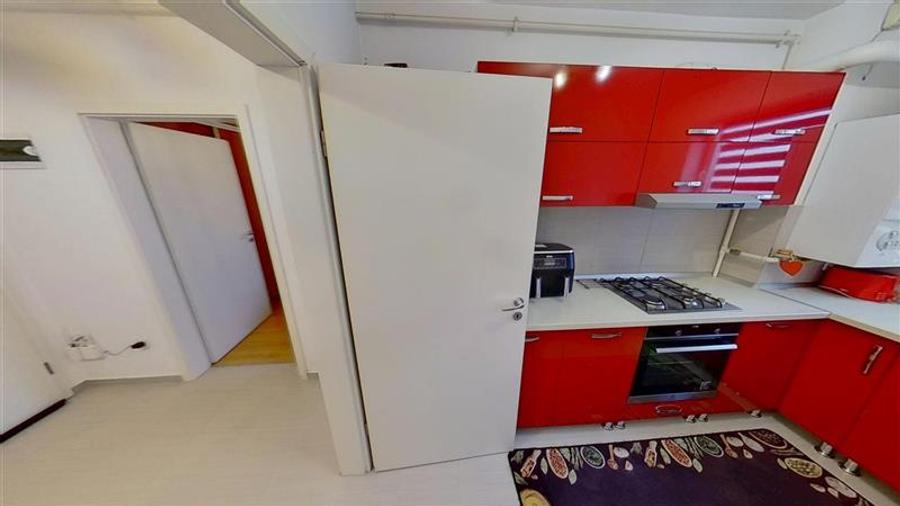 Apartament cu 2 camere decomandat în Avantgarden