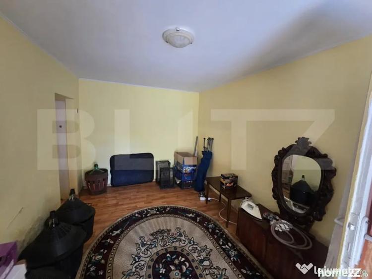 Casă cu 3 camere cu Teren 3360 Mp în Costești