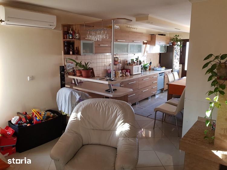 Casă cu 4 camere cu Teren 520 Mp în Central