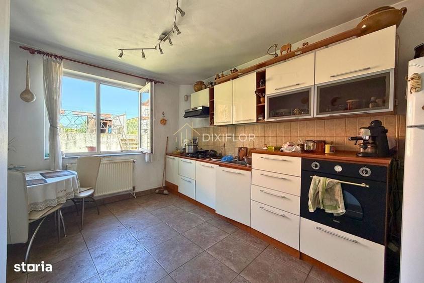 Casă cu 4 camere în Lefaia