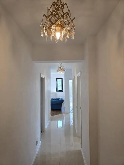 Apartament cu 3 camere decomandat, mobilat în Sisești