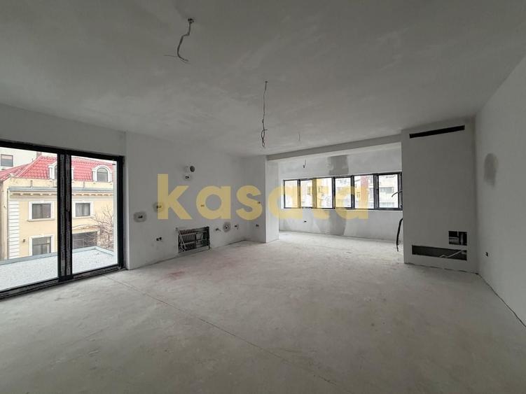 Apartament cu 2 camere semidecomandat în Herăstrău
