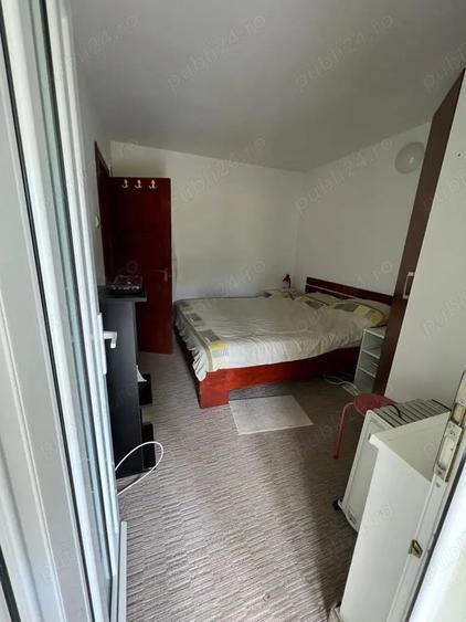 Casă cu 6 camere cu Teren 233 Mp în Central