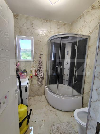 Casă individuală cu 4 camere cu Teren 1400 Mp în Suatu