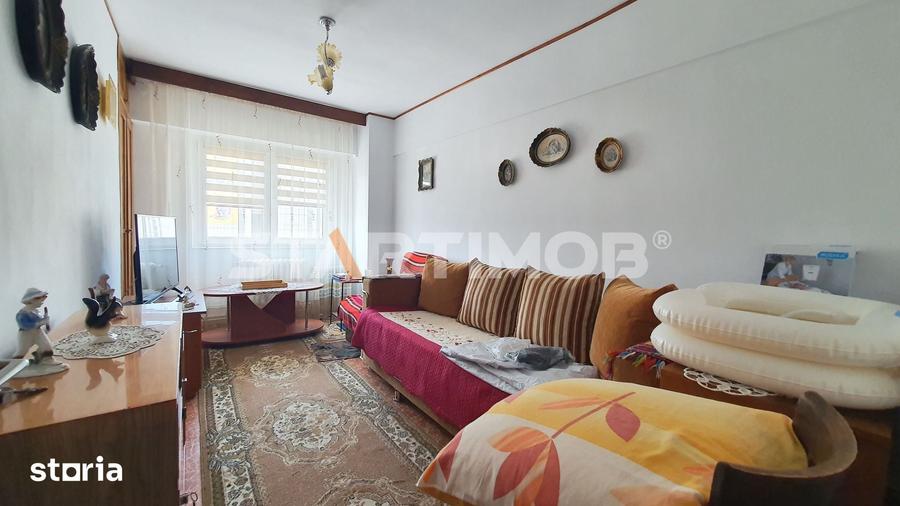Apartament cu 4 camere decomandat în Griviței