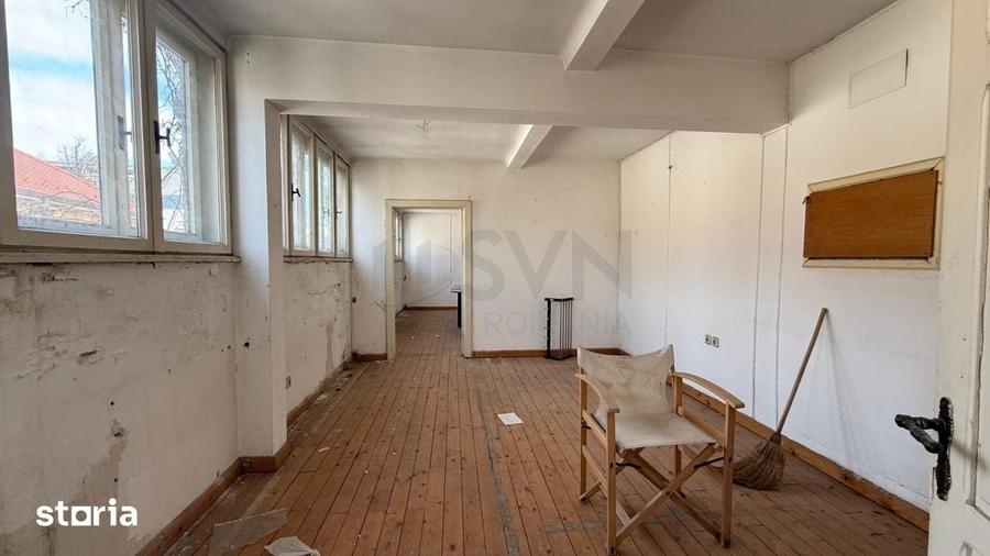 Apartament cu 6 camere în Aviatorilor