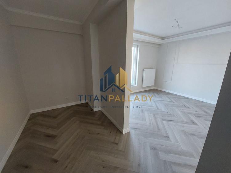 Penthouse cu 4 camere decomandat în Theodor Pallady