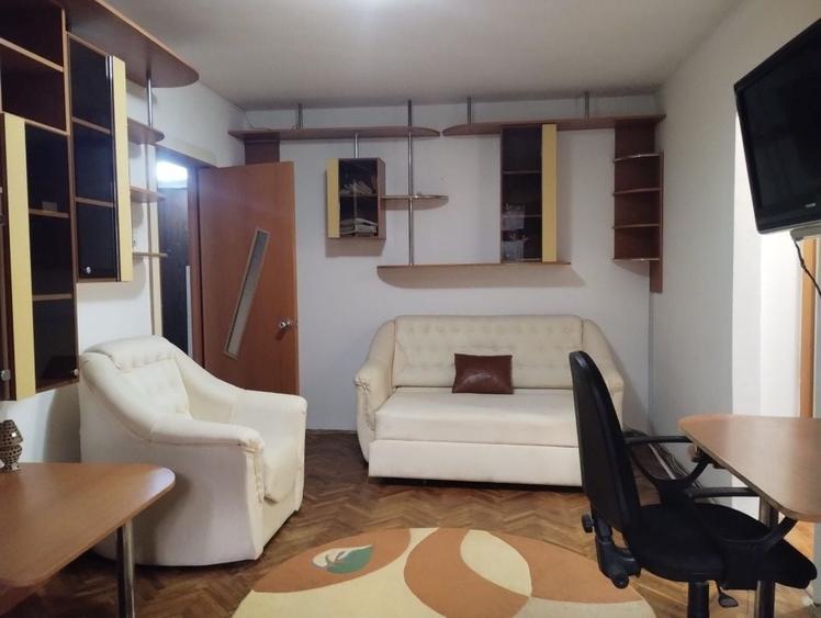 Apartament cu 2 camere semidecomandat în Popoveni