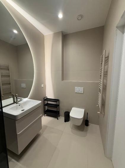 Apartament cu 2 camere semidecomandat, mobilat în Aviației