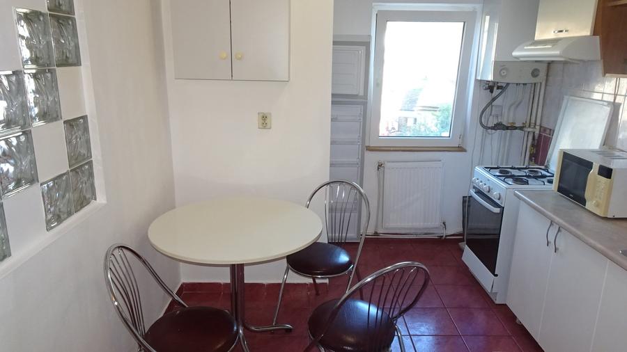Apartament cu 2 camere decomandat în Ultracentral