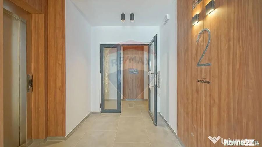 Apartament cu 2 camere decomandat în Tractorul