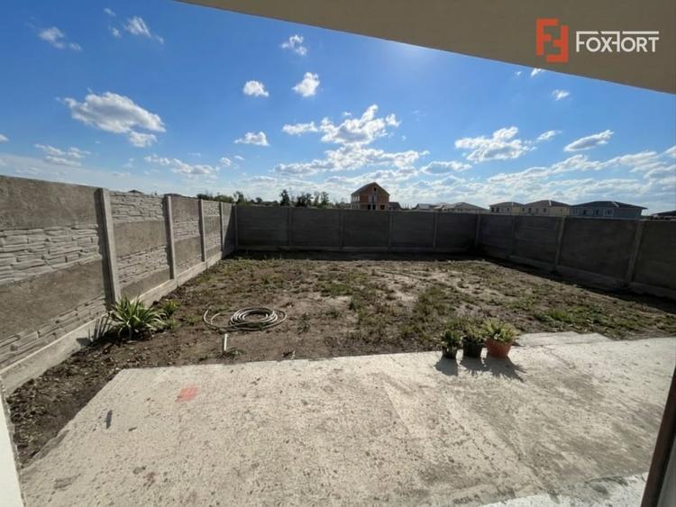 Duplex cu 4 camere cu Canalizare în Moșnița Nouă