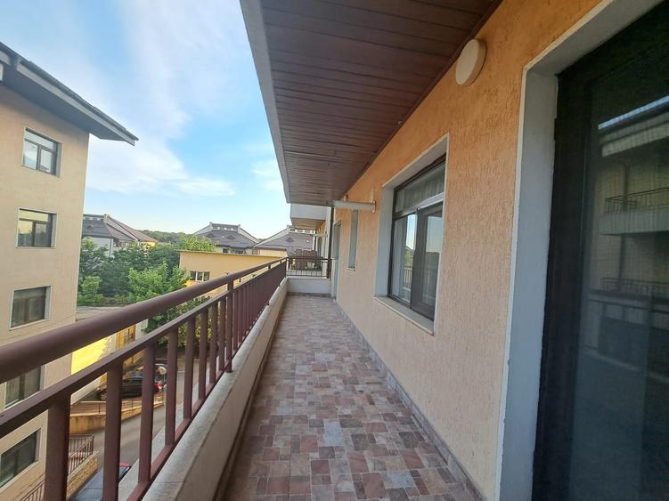 Apartament cu 2 camere decomandat în Mogoșoaia
