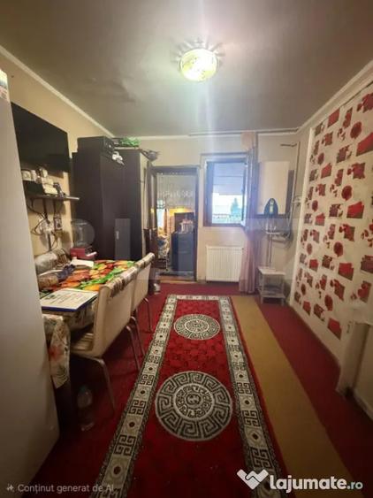 Apartament cu 3 camere semidecomandat în Micro 11