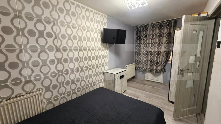 Apartament cu 2 camere semidecomandat, mobilat în Micro 11