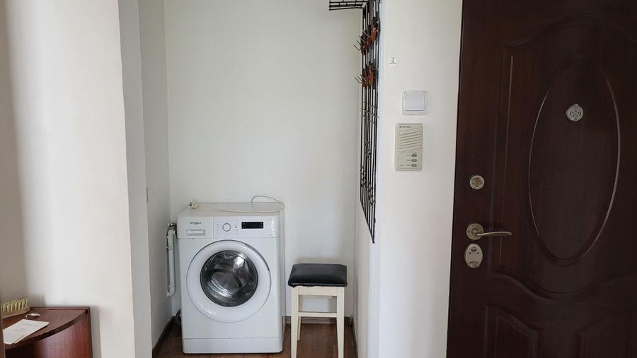 Inchiriere garsoniera spatioasa, parter - 2
