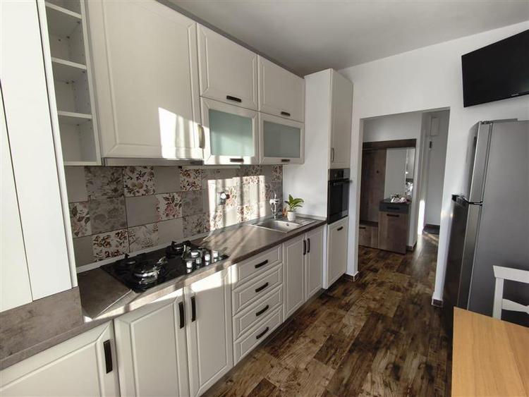 Apartament doua camere Alphaville - Intrare Racadau - 6