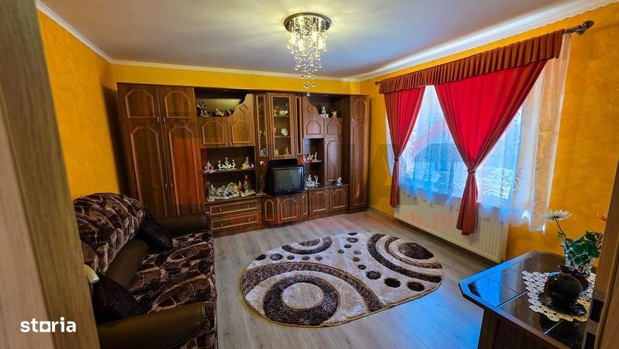 Casă cu 4 camere în Ruși