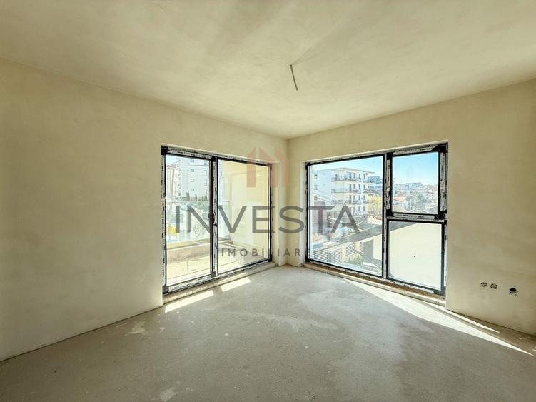 Duplex cu 4 camere cu Canalizare în Andrei Mureșanu