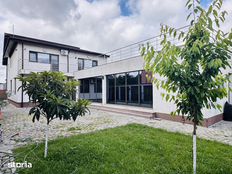Casă cu 7 camere cu Teren 570 Mp în Chiajna
