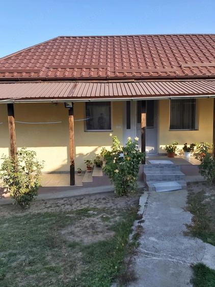 Casă cu 3 camere cu Teren 18 Mp în Fodora