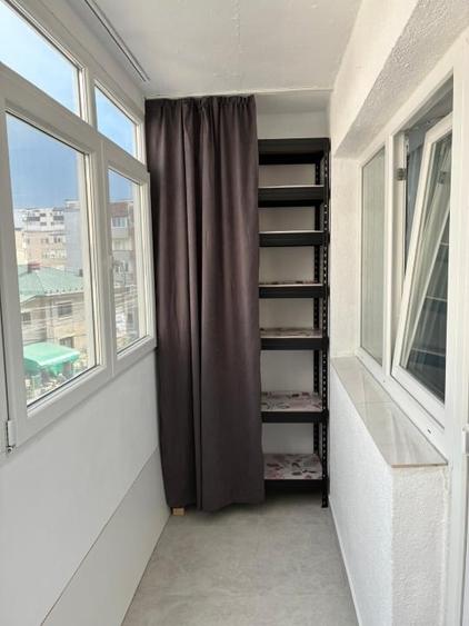 Apartament cu 3 camere decomandat, mobilat în Central