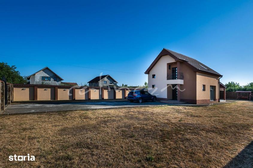 Casă cu 3 camere cu Teren 200 Mp în Gepiu