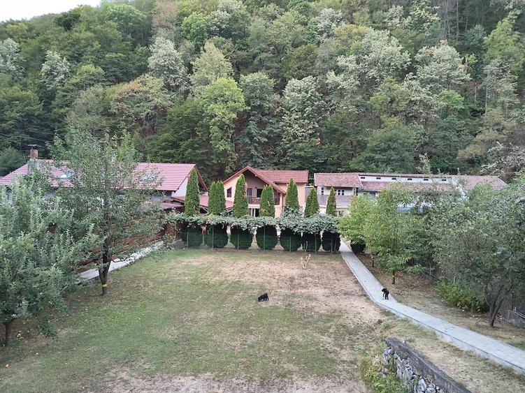Casă cu Teren 960 Mp în Lendt