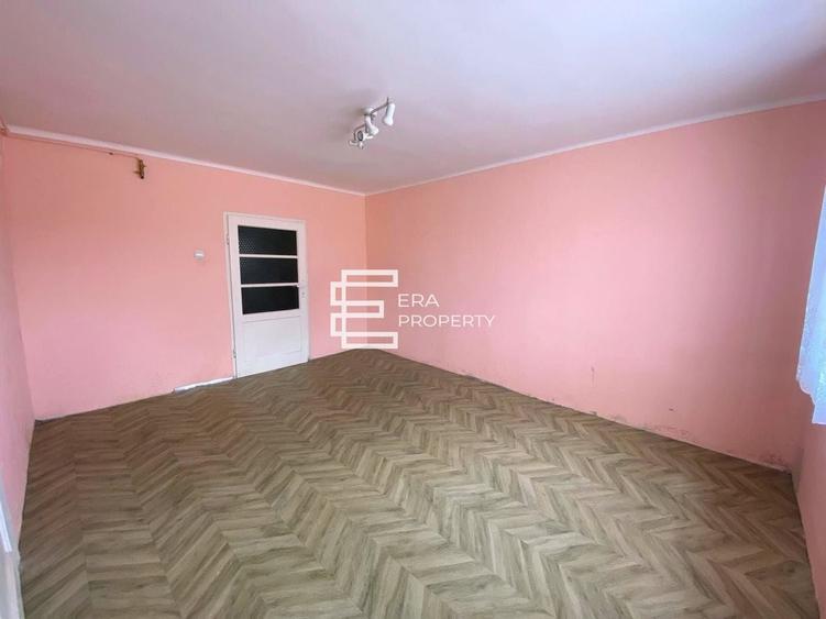 Casă individuală cu 3 camere cu Teren 1008 Mp în Hamba
