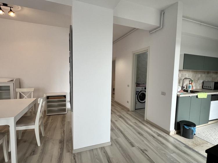 Apartament cu 3 camere decomandat, mobilat în Bucureștii Noi