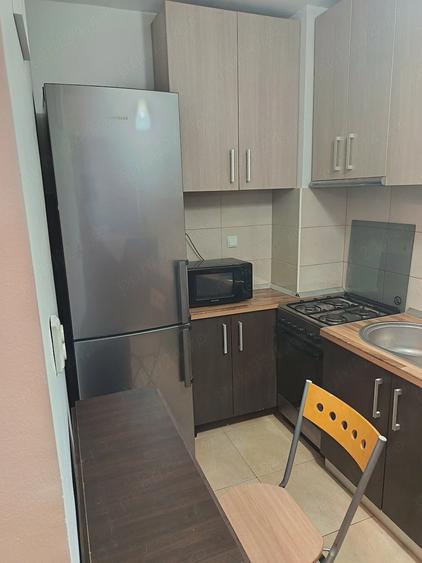Dau in chirie apartament cu 2 camere in prima Nufarul - 1