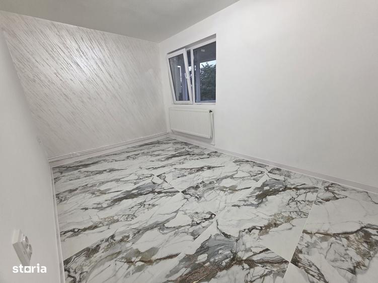 Apartament cu 3 camere semidecomandat în Obor